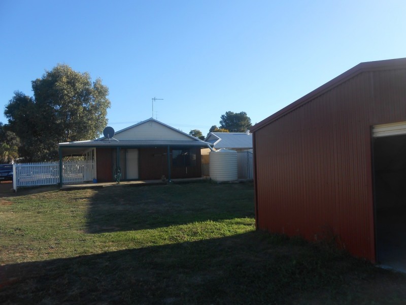 9 Turner Street, Northam WA 6401