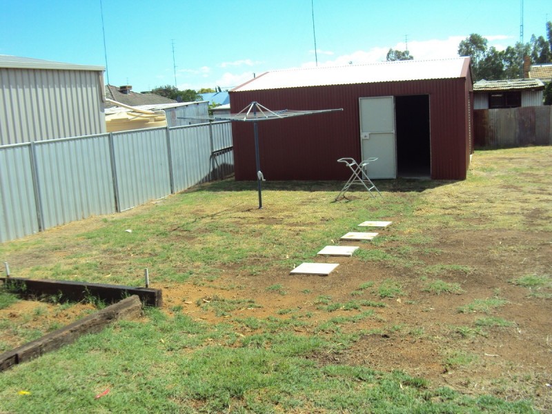 9 Turner Street, Northam WA 6401