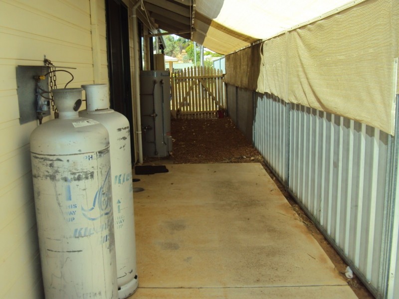 9 Turner Street, Northam WA 6401