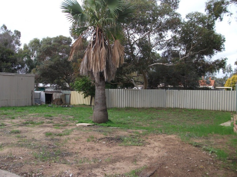 15 Fernie Street, Northam WA 6401