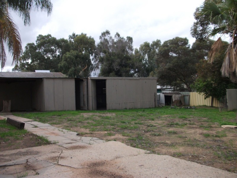 15 Fernie Street, Northam WA 6401