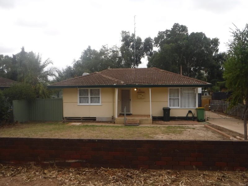 21 Fernie Street, Northam WA 6401