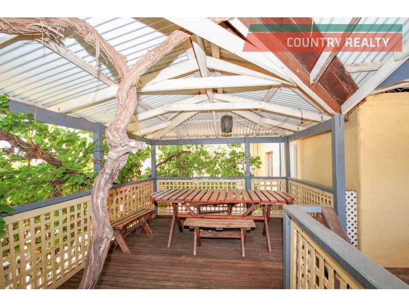 50 Stirling Terrace, Toodyay WA 6566