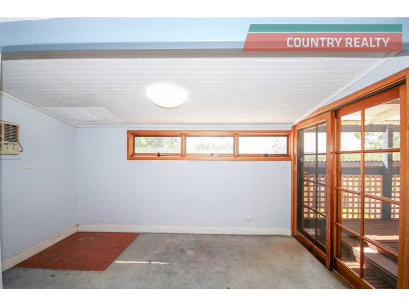 50 Stirling Terrace, Toodyay WA 6566