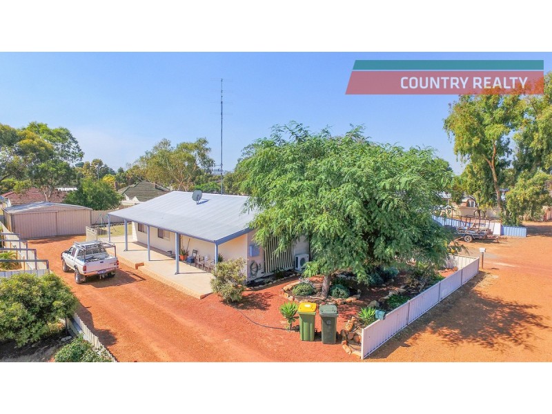 19 Railway Street, Beverley WA 6304
