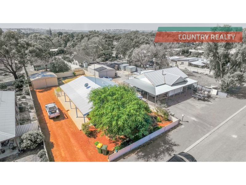 19 Railway Street, Beverley WA 6304