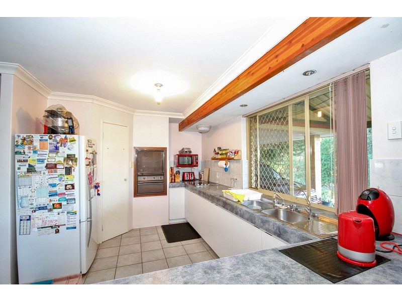 12 Honey Street, Mount Helena WA 6082