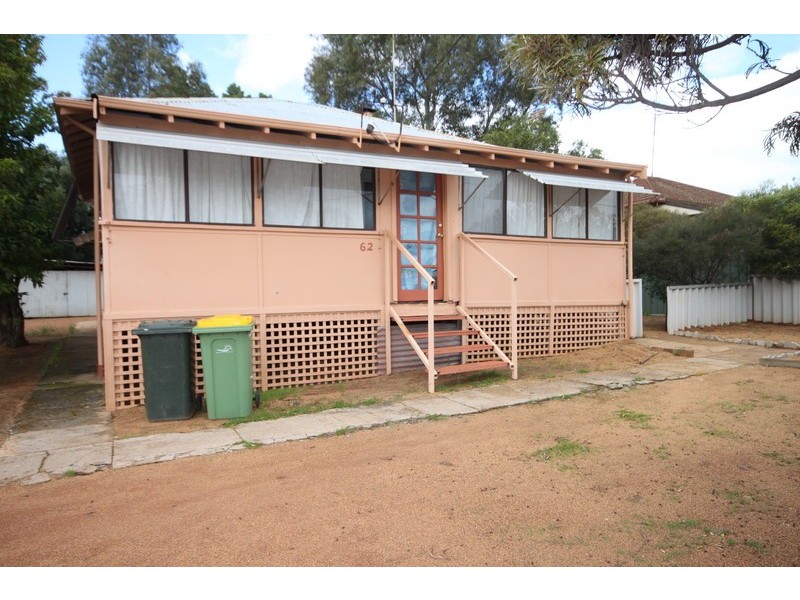 62 Newcastle Road, Northam WA 6401
