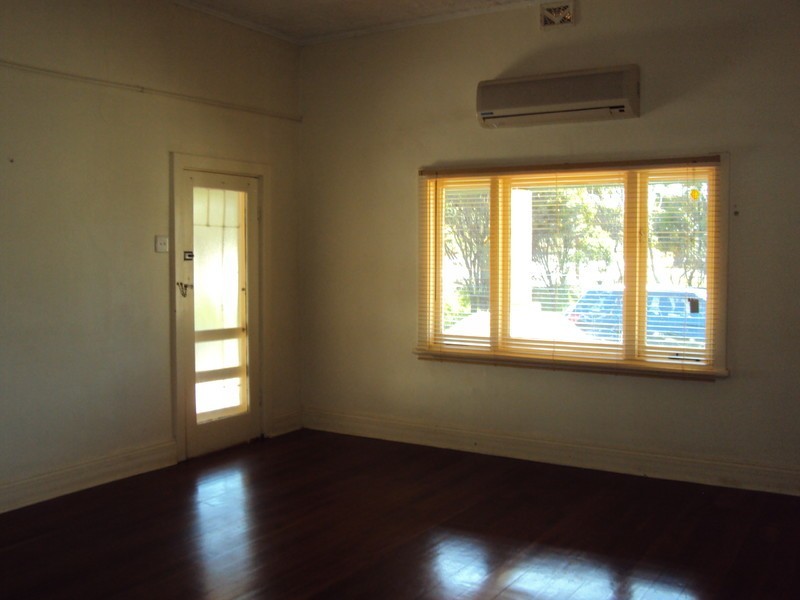 42 Stirling Terrace, Toodyay WA 6566