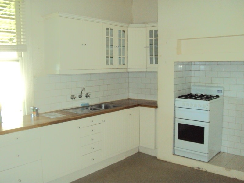 42 Stirling Terrace, Toodyay WA 6566