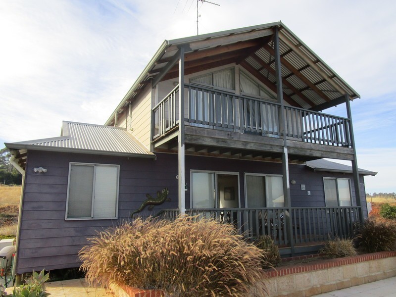 217 Coondle Drive, Toodyay WA 6566