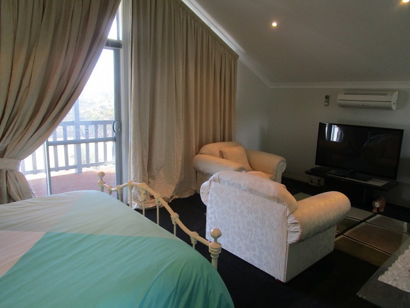 217 Coondle Drive, Toodyay WA 6566