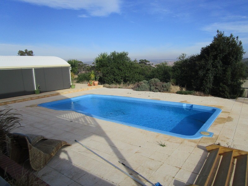 217 Coondle Drive, Toodyay WA 6566