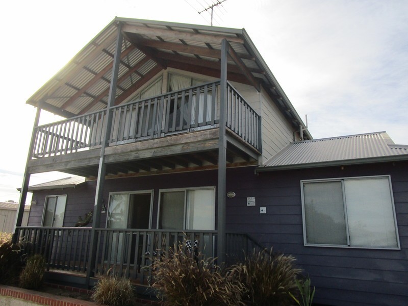 217 Coondle Drive, Toodyay WA 6566