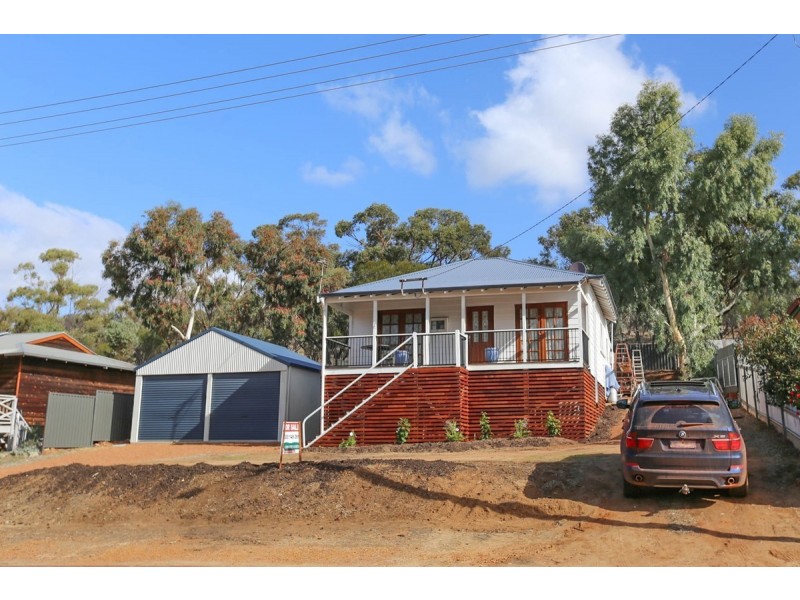 15 Hamersley Street, Toodyay WA 6566