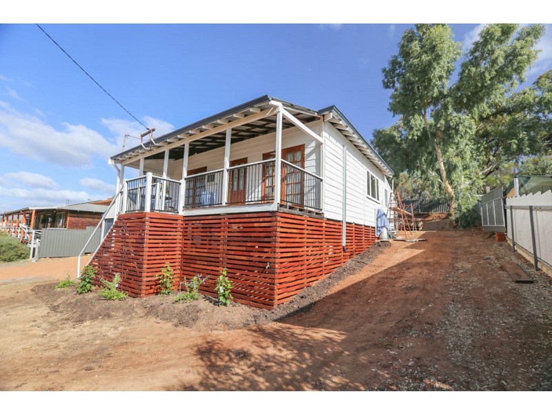 15 Hamersley Street, Toodyay WA 6566