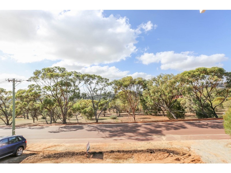 15 Hamersley Street, Toodyay WA 6566