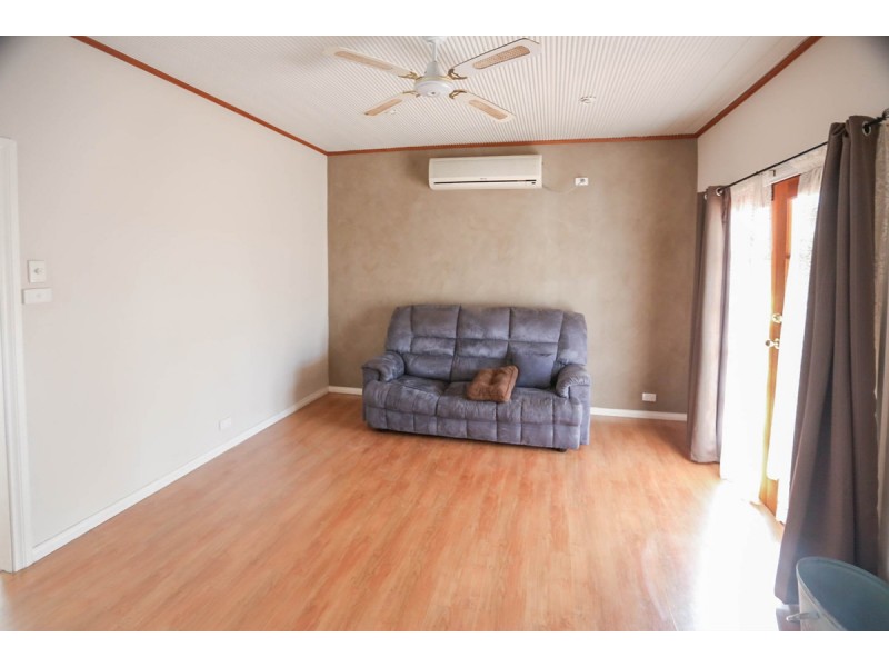 15 Hamersley Street, Toodyay WA 6566