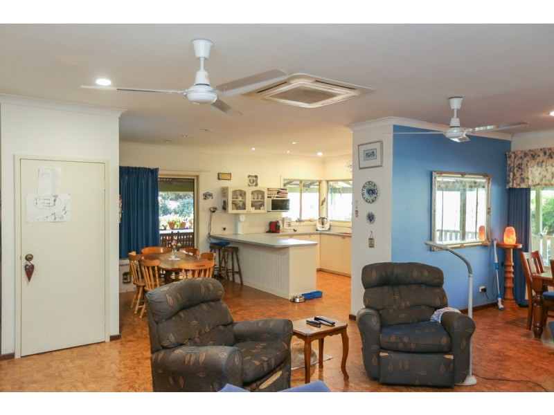456 West Toodyay Road, West Toodyay WA 6566