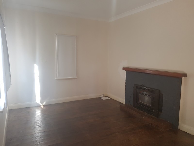 7 Clarke Street, Northam WA 6401