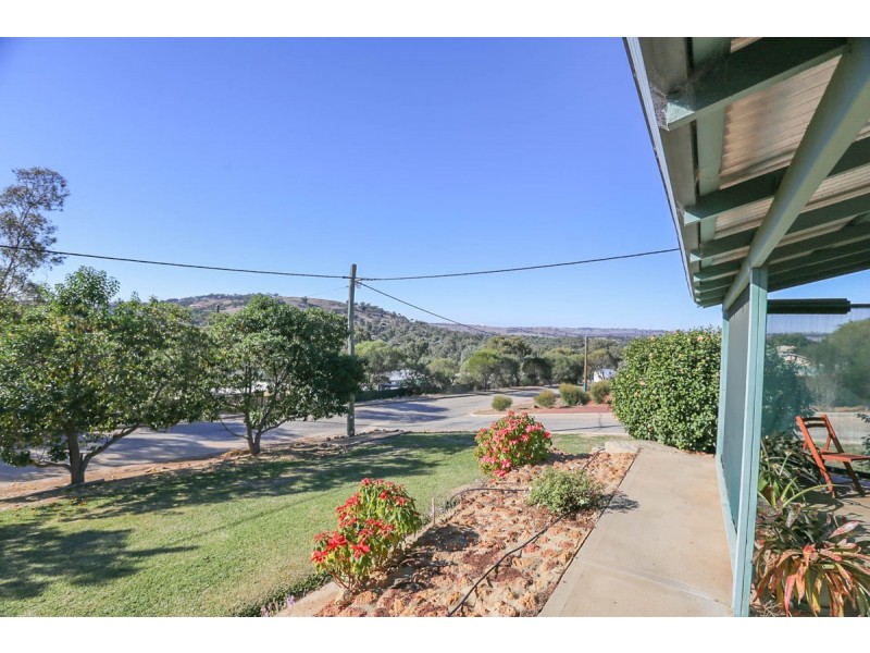 9 St Stephens Street, Toodyay WA 6566