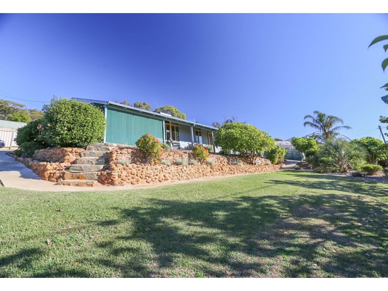9 St Stephens Street, Toodyay WA 6566