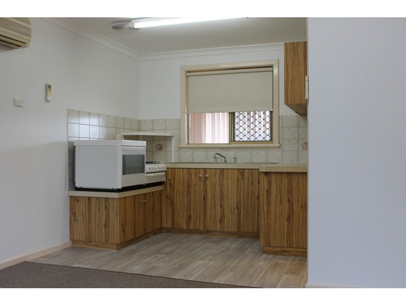 9 Nicholson Street, Northam WA 6401