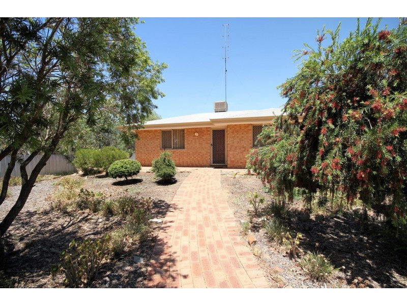 9 Nicholson Street, Northam WA 6401