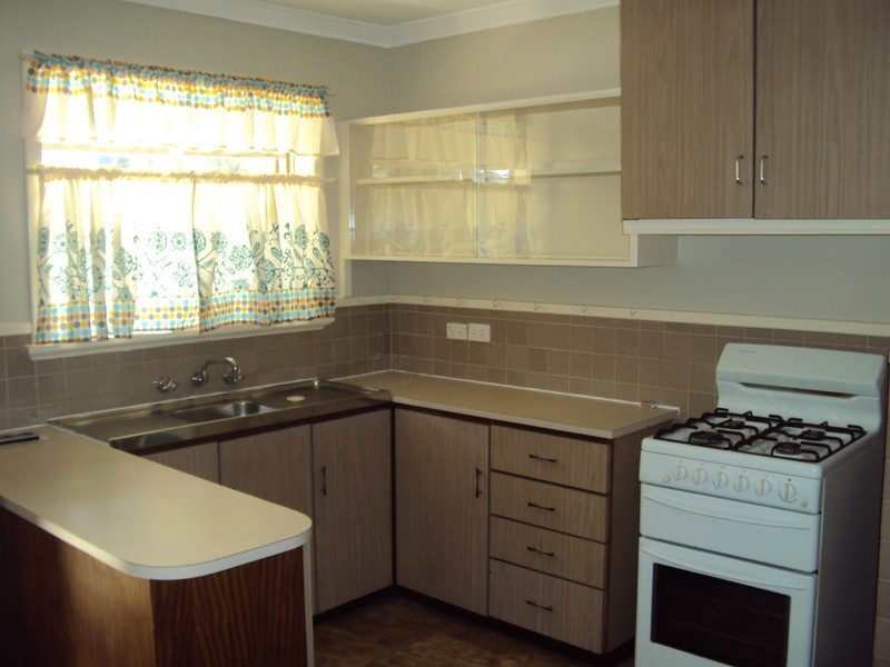 18 Telegraph Road, Toodyay WA 6566