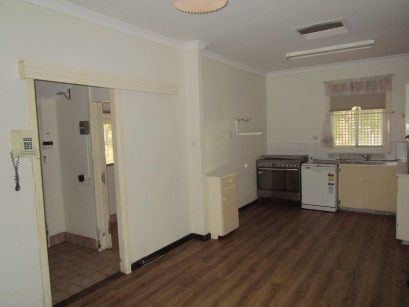 2 Walarat Road, Northam WA 6401