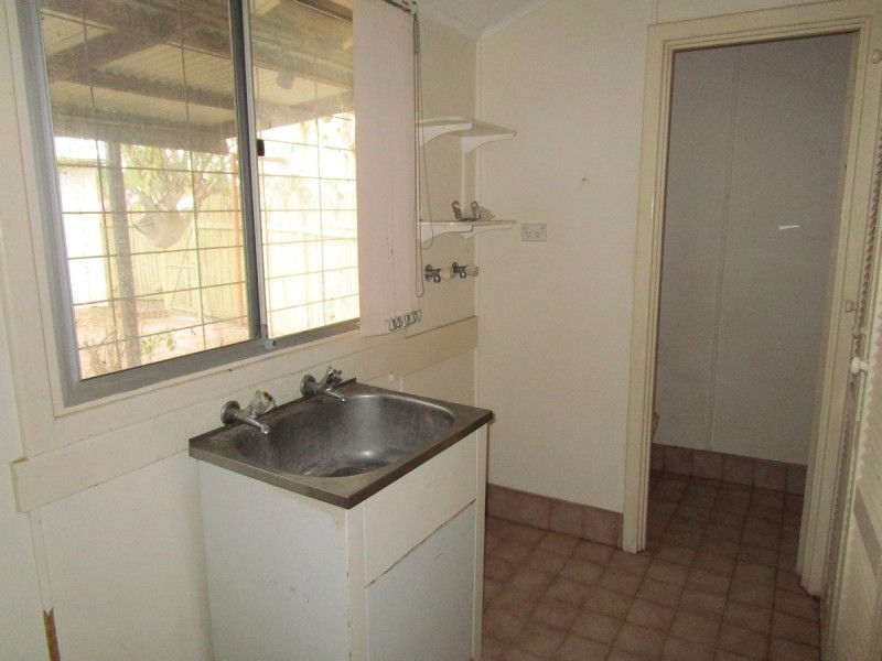 2 Walarat Road, Northam WA 6401