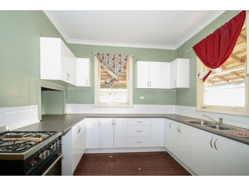 24 Mitchell Avenue, Northam WA 6401