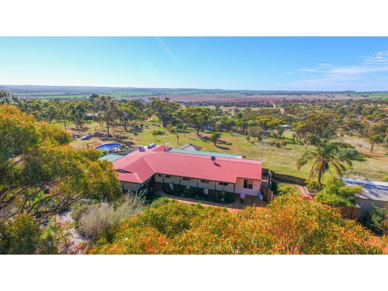 165 Attfield Road, York WA 6302