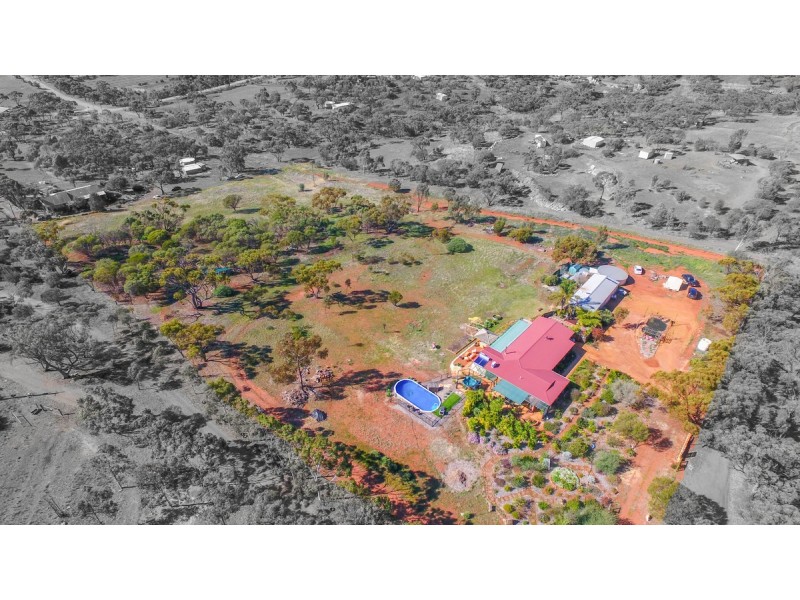 165 Attfield Road, York WA 6302