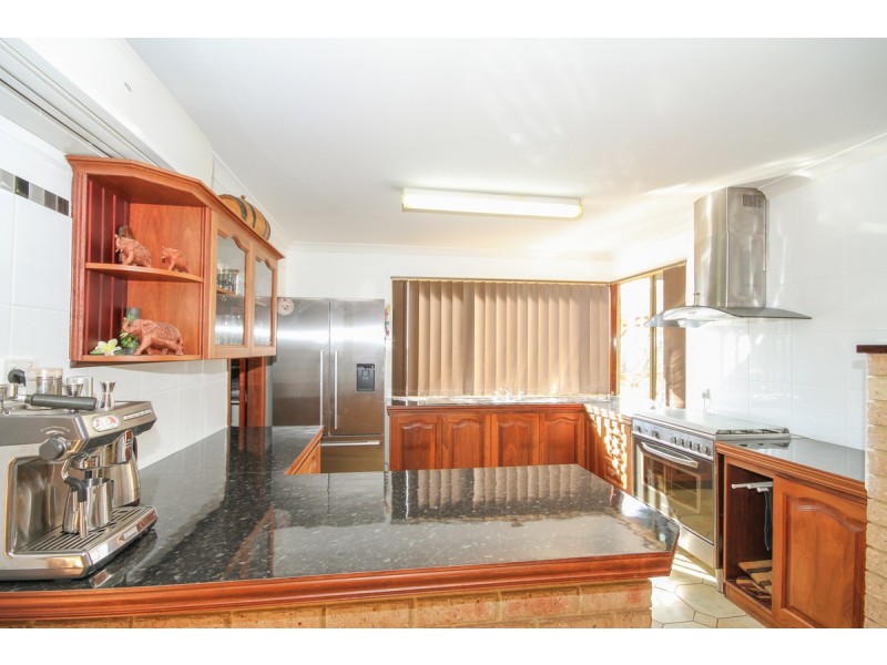 165 Attfield Road, York WA 6302