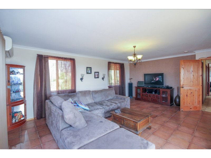 165 Attfield Road, York WA 6302