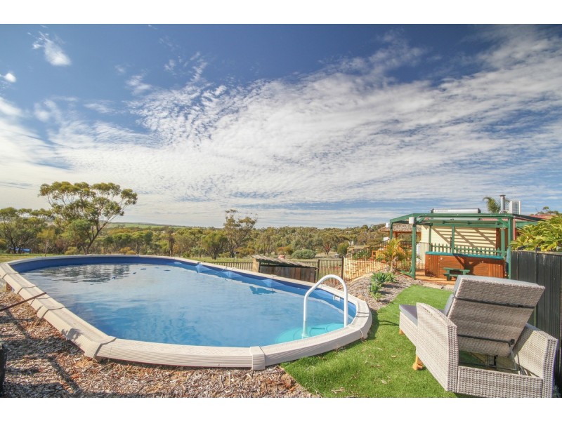 165 Attfield Road, York WA 6302