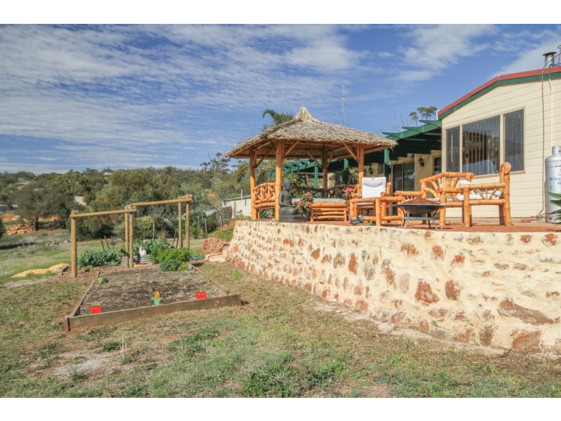 165 Attfield Road, York WA 6302