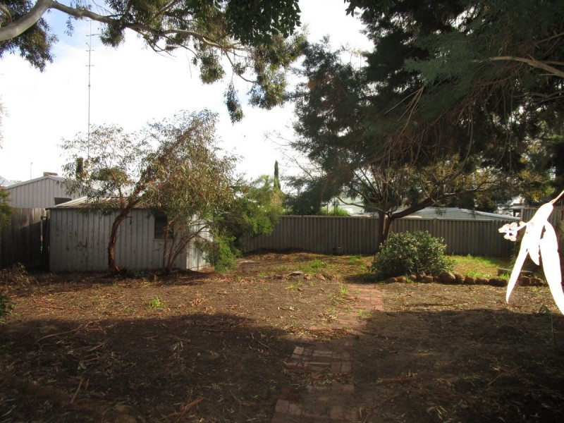 84 Chidlow Street, Northam WA 6401