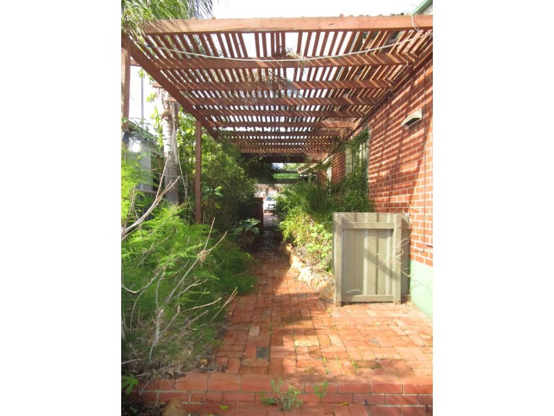 84 Chidlow Street, Northam WA 6401