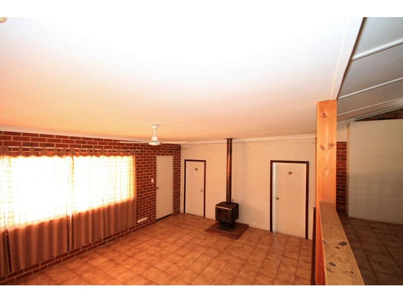 28 Chidlow Street, Northam WA 6401