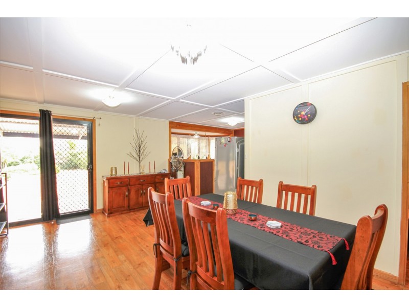 210 Avon Terrace, York WA 6302