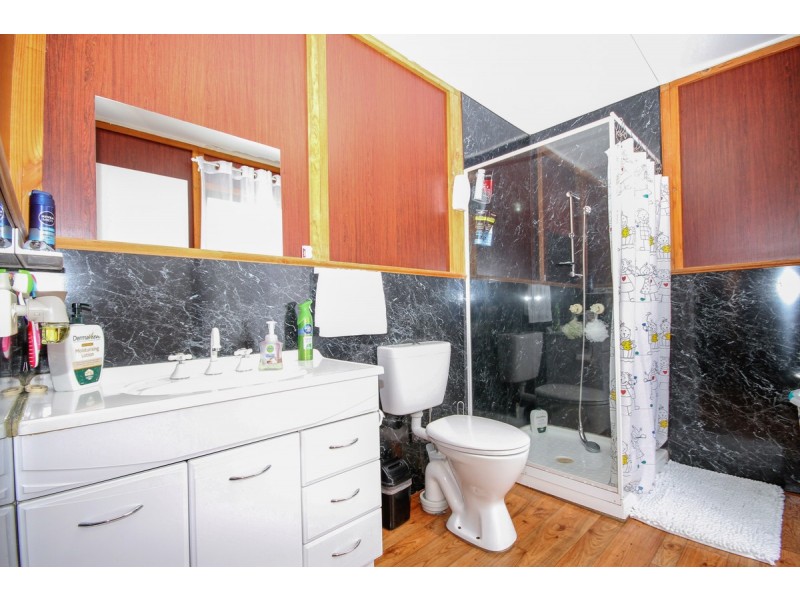 210 Avon Terrace, York WA 6302