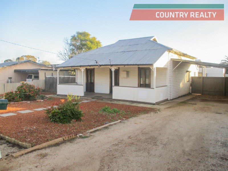 2 Gamenya Ave & 4 Railway Avenue, Merredin WA 6415
