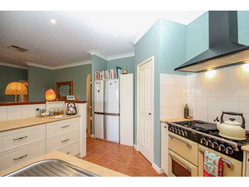 38 Lukin Road, Clackline WA 6564