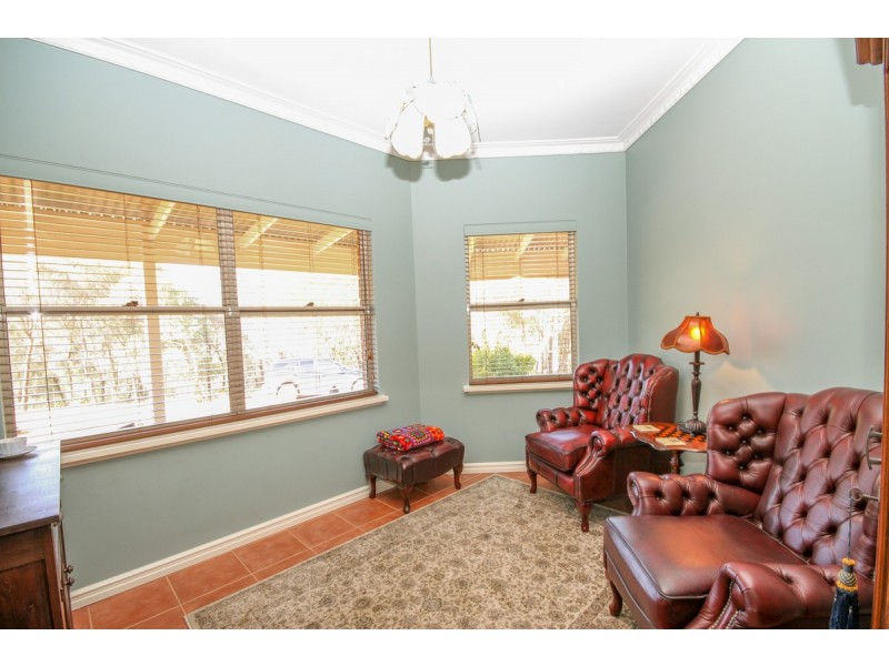 38 Lukin Road, Clackline WA 6564