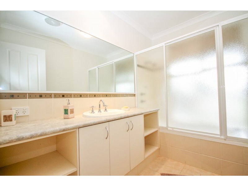 39 Valencia Lane, Bakers Hill WA 6562