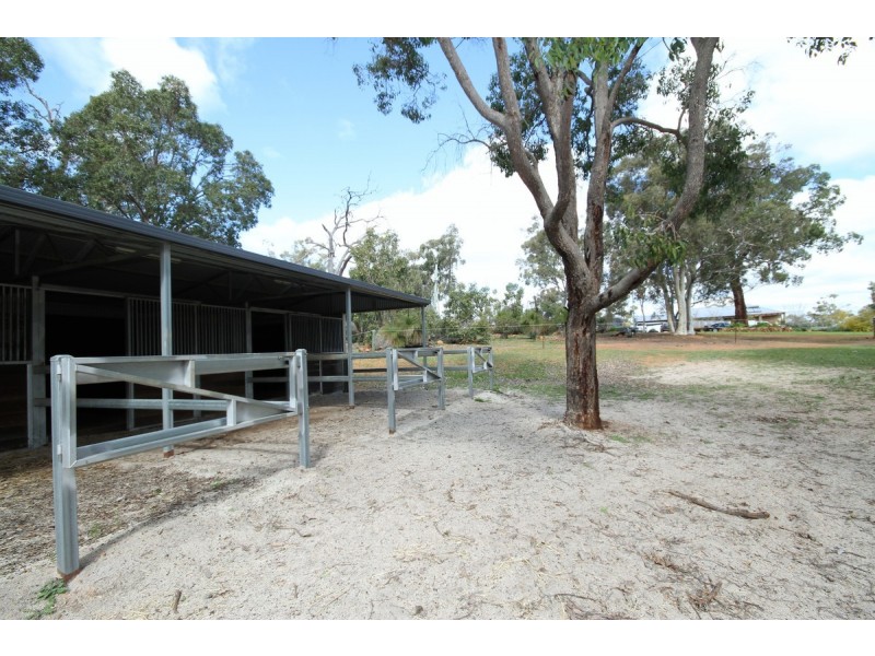 1108 Julimar Road, Toodyay WA 6566