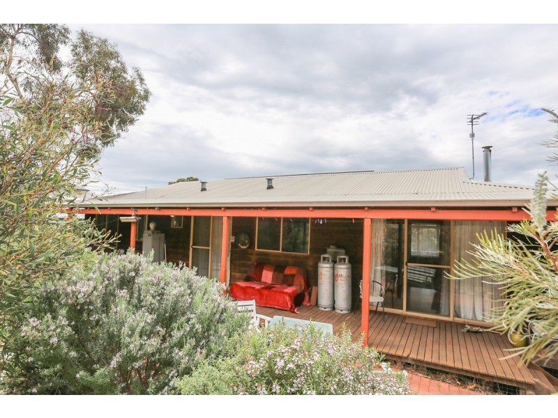 13 Hamersley Street, Toodyay WA 6566