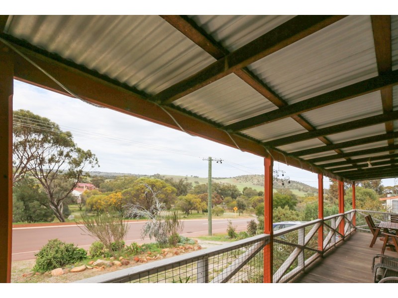 13 Hamersley Street, Toodyay WA 6566